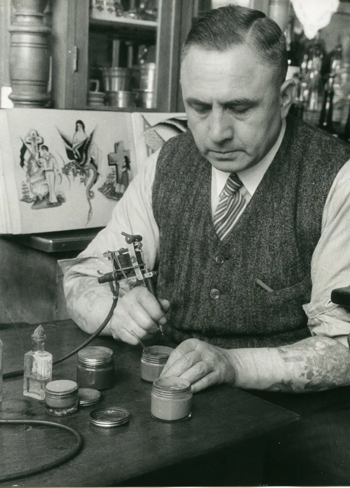 Christian Warlich in his tattoo pub in Hamburg St. Pauli, c. 1936